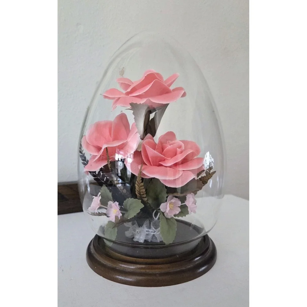 Victorian Boho Style Floral Bouquet Display in a Glass‎ Dome Globe Indoor Garden